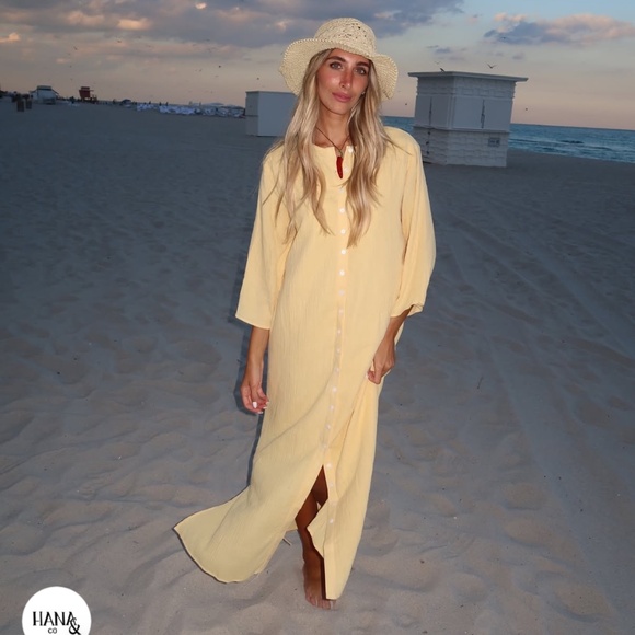 Madness the brand Dresses & Skirts - NWT madnessthebrand Trèsor Dress Meyer lemon